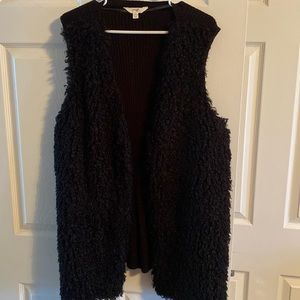 Terra & Sky Sherpa Sweater Vest. NWT